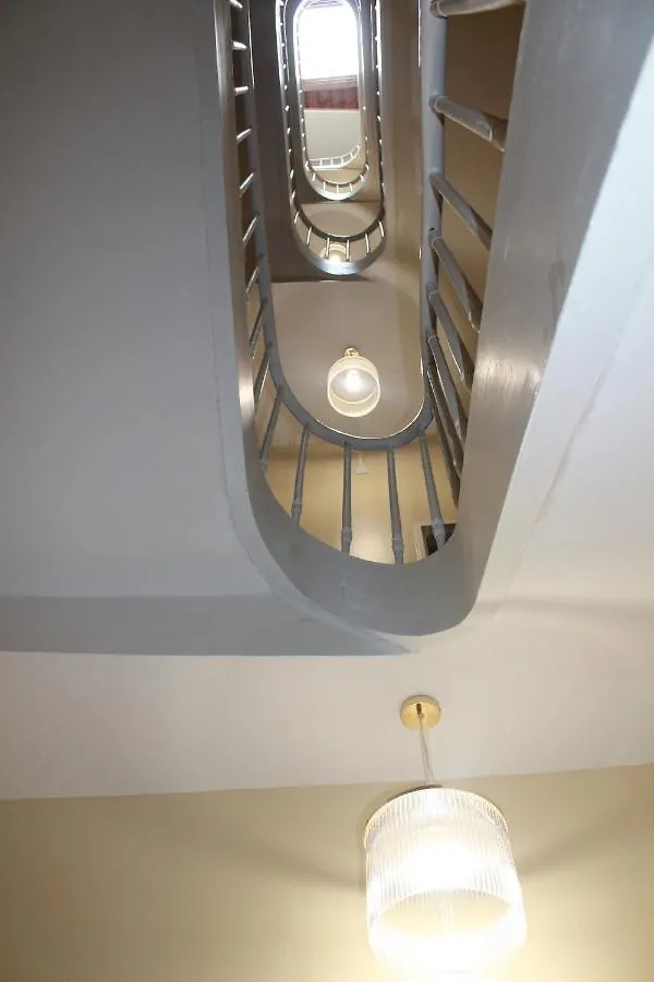 Apartahotel Duc De Bretagne Luxury Apparthotel Morlaix