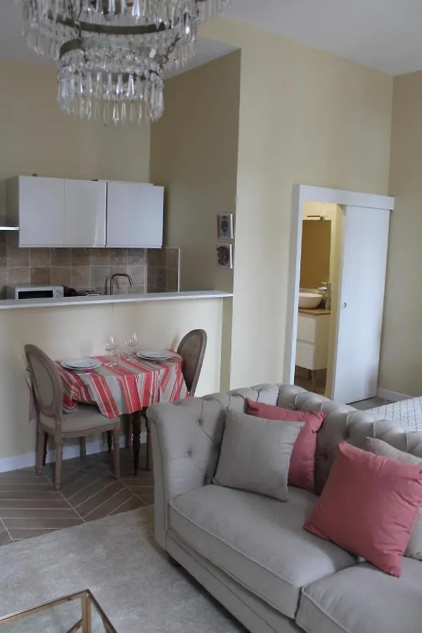 Duc De Bretagne Luxury Apparthotel Morlaix Francia